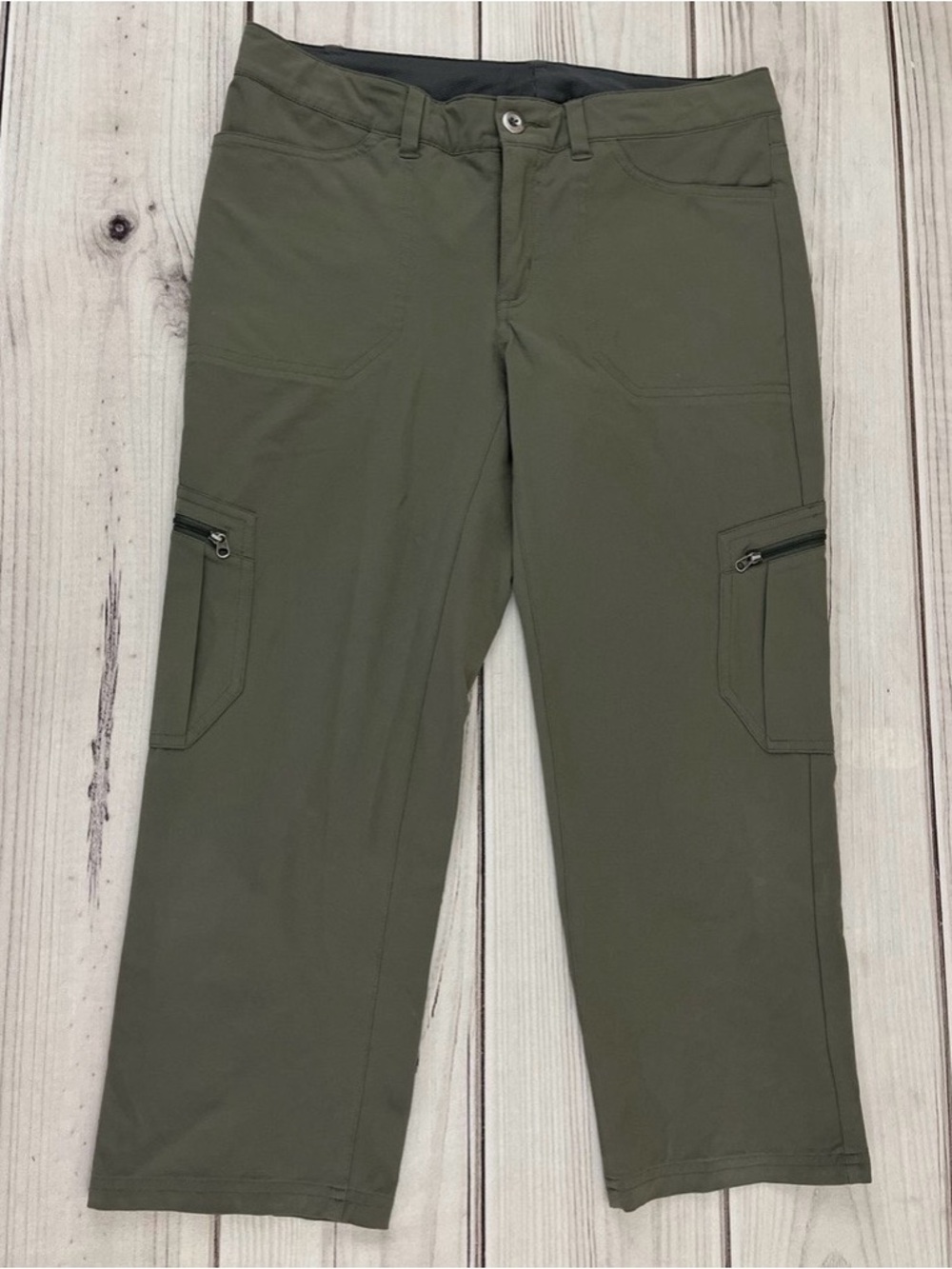 Patagonia Olive Green Tribune Capri Hiking Pants